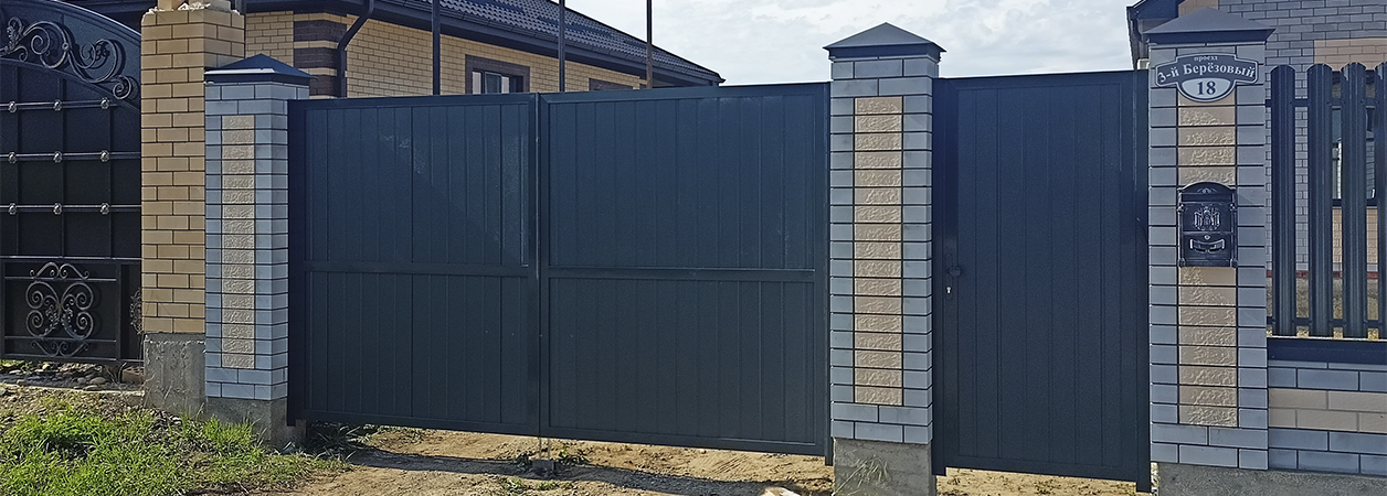 Въездные ворота в Крымске под ключ