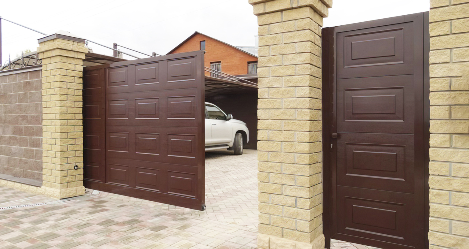 Ворота с калиткой в Крымске под ключ